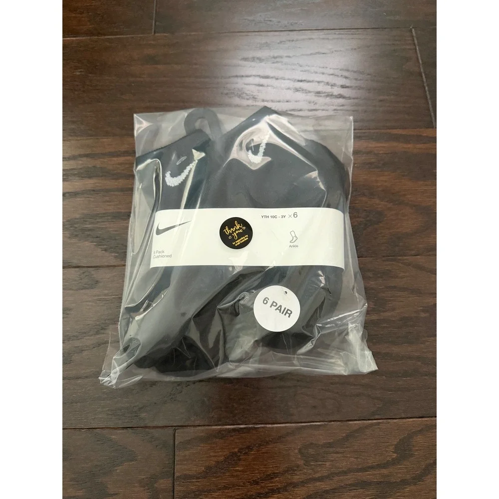 Nike Kids Everyday Cushioned Ankle Socks 6 Pair Pack Black White UN0372-023 XS